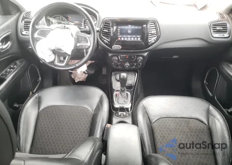 2021 Jeep Compass Latitude z USA, uszkodzony, nr VIN 3C4NJDBB7MT515708